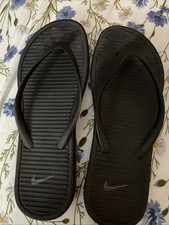 Sandals Nike  Celso Flip Flop Size 7 Black Lightweight Comfort  Women NEW