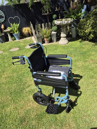 Manual foldable wheelchair - manual,