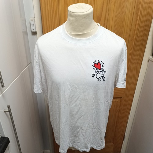 Red heart keith haring - heart,