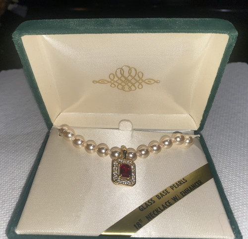 Vtg glass pearls red - glass,