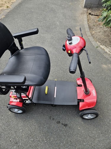 Self folding mobility scooter - self,