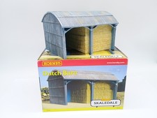 Hornby Skaledale R8784 Dutch Barn - New & Boxed (MWTB)