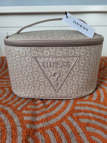 Guess caramel cosmetic - guess,