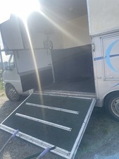 3.5T Citroen Relay Horsebox