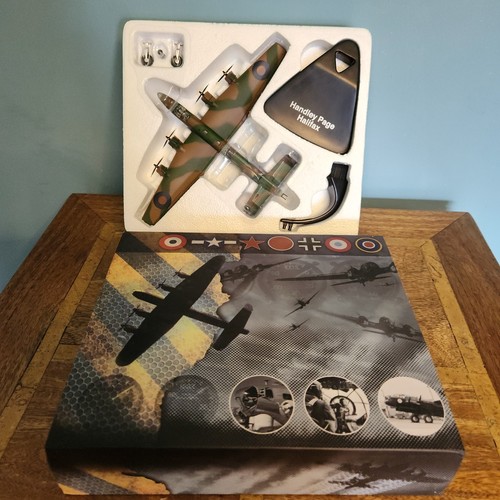 Atlas editions aircraft - atlas,