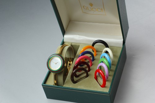 Near mint box gucci - w/, ]