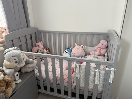 Grey cot bed mother - mother, care