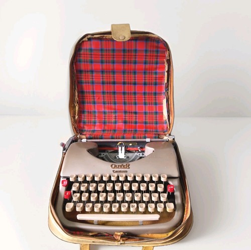 Vintage 1958 oilver - 1958, courier