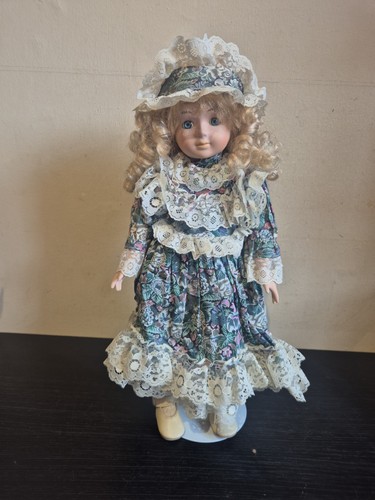 Victorian style collectible - victorian-style,