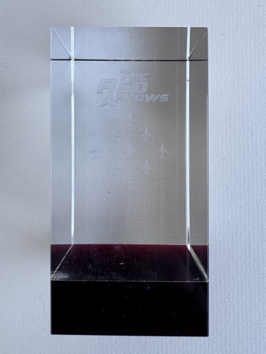 The red arrows engraved clear - engraved,