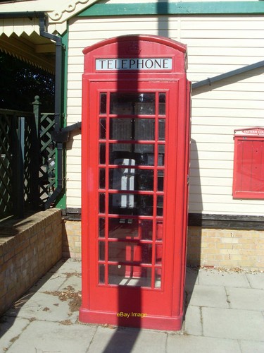 Photo 6x4 red telephone box - red, at