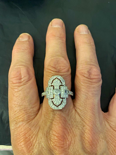 Dress ring