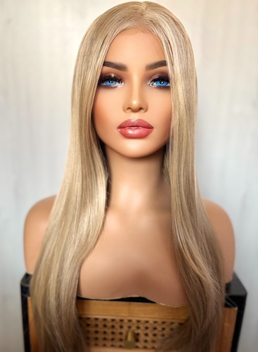 Light ash blonde sandy - ash, lace