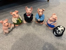 NatWest Wade pigs full set
