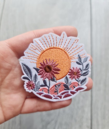 Sunset embroidered patch iron - embroidered,