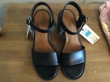 Ladies Black Size 5 Leather