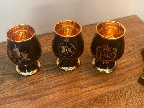 Three prinknash pottery royal - three,