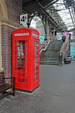 PHOTO  RED TELEPHONE BOX CHESTER RAILWAY STATION AN OLD-FASHIONED PHONE BOX NEXT