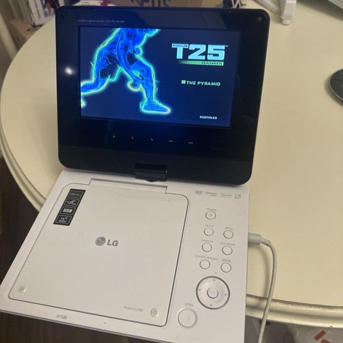 Portable dvd player - 7”,