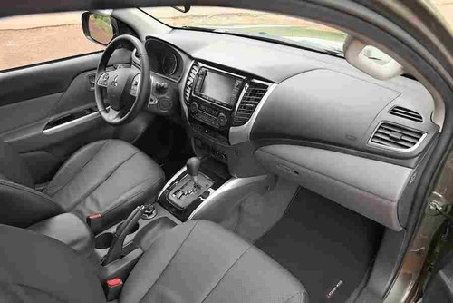 Mitsubishi l200 double cab - mitsubishi,
