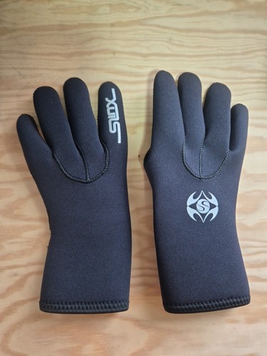 Size small new - new, 3mm