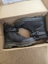 Dr. Martens Combs Tech Unisex