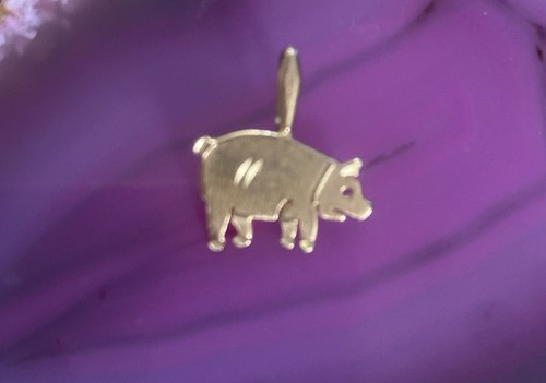 14k yellow gold - charm,