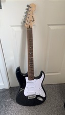 Fender Squier Stratocaster and amp begginer pack
