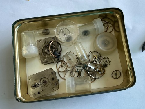 Box vintage clock platform - box,