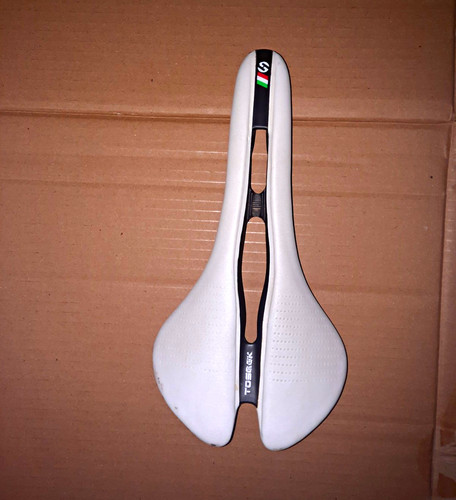 White light weight bike saddle - white,