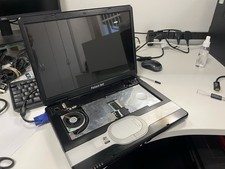 Packard bell Laptop-spares Or repairs Win XP