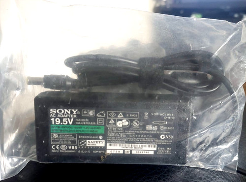 Sony genuine ac adapter - genuine, 19.5v