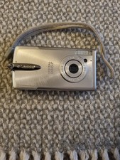 Canon IXUS I5 Digital Camera