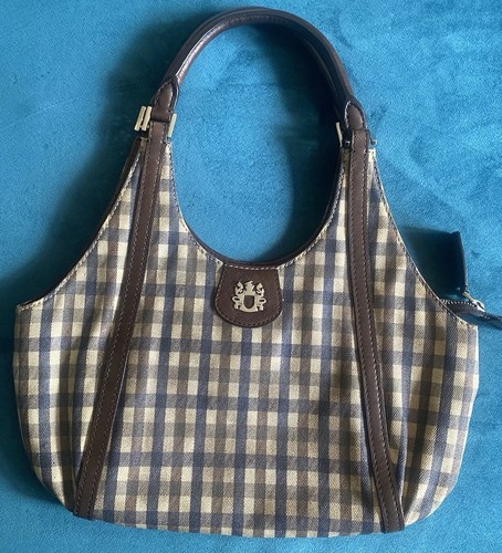 Authentic vintage aquascutum - authentic,