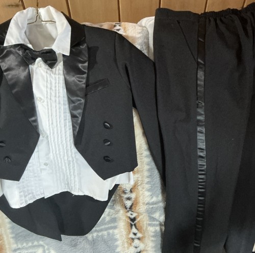 Boys piece black tuxedo set - 4,