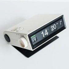 Braun Flip Clock Type 4937 by