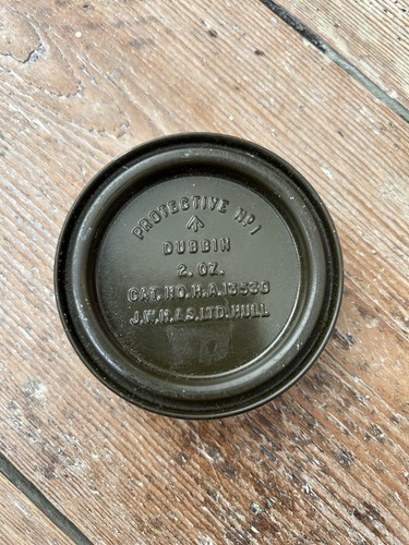 Ww2 british army dubbin tin - british,
