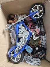 Bratz doll clothes bundle - doll,