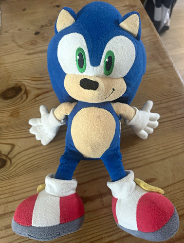 Sonic the hedgehog plush - sonic,