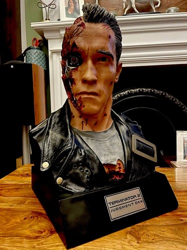 Sideshow life size bust - life,
