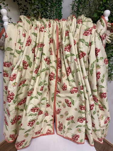Lemon red retro floral - lemon,