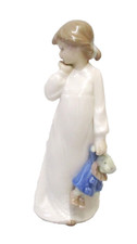 Lladro Nao Figure of Girl with