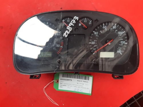 Volkswagen golf - ,