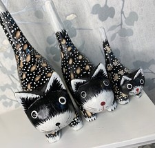 Wooden cat ornamernt statue - cat,