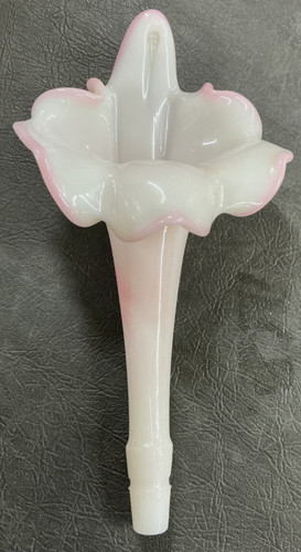 Fenton art glass epergne - , horn