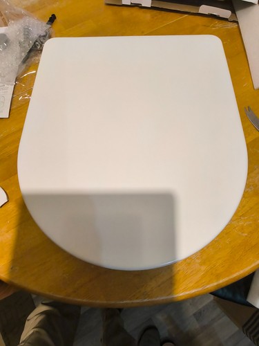 Croydex shaped toilet seat - d-shaped,