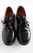 Martens black shoes size 8 - dr.,