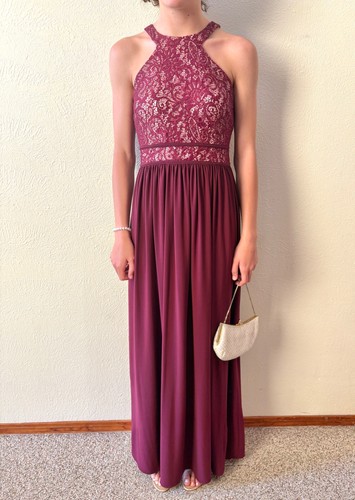 Nightway lacy sequin formal