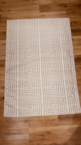 Display stock clearance - stock, silky