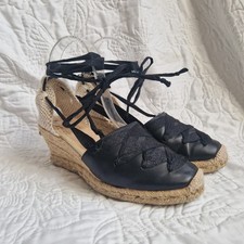 Russell & Bromley black